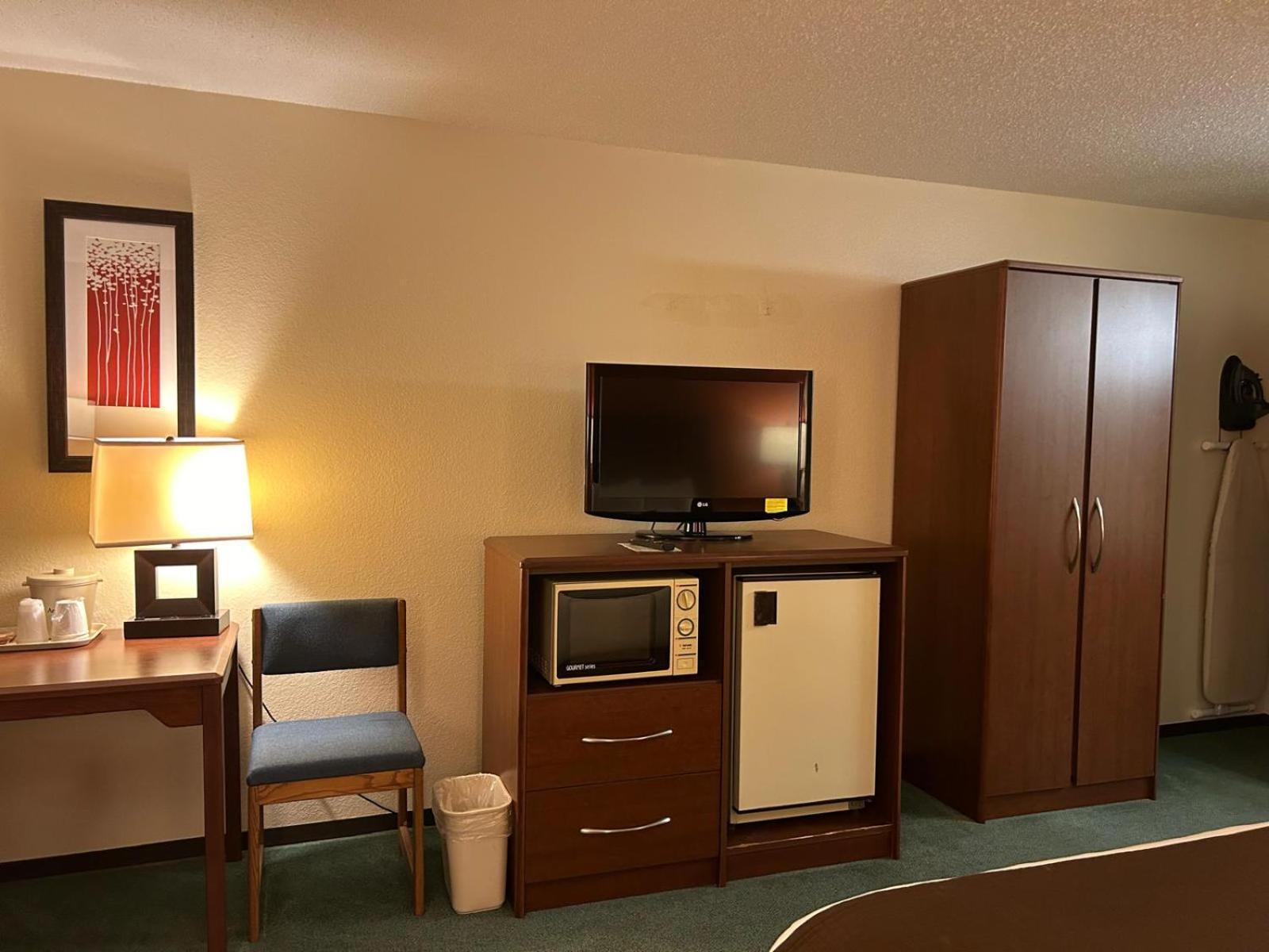 Northwoods Inn & Suites - Blackduck Buitenkant foto